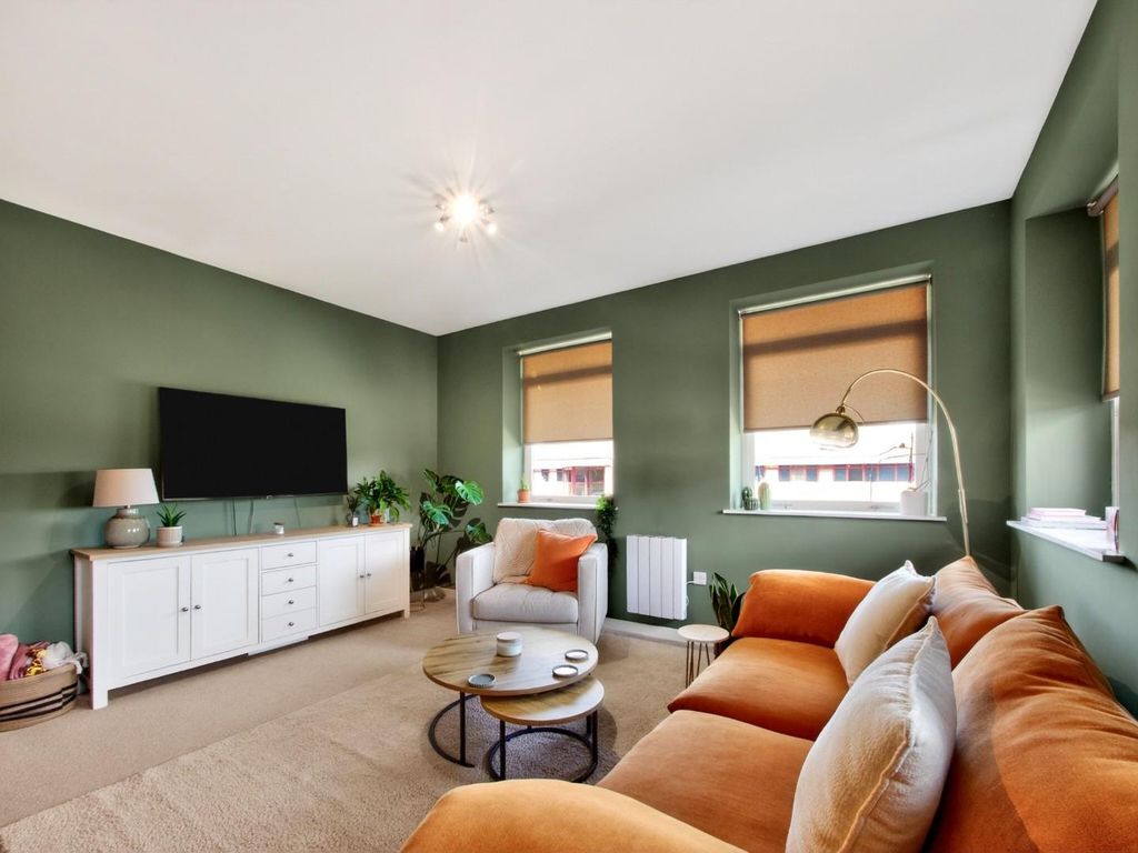 Property photo 2 of 12 Pnmb0058.Jpg