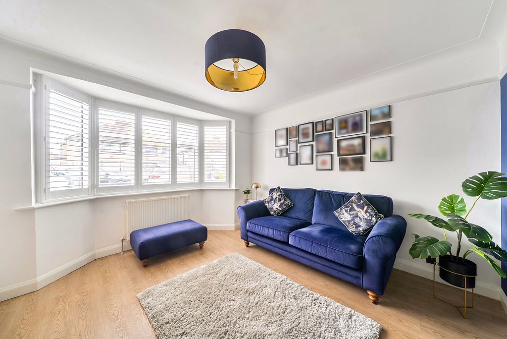 Property photo 2 of 24 1-69d4B6d647F23-1...