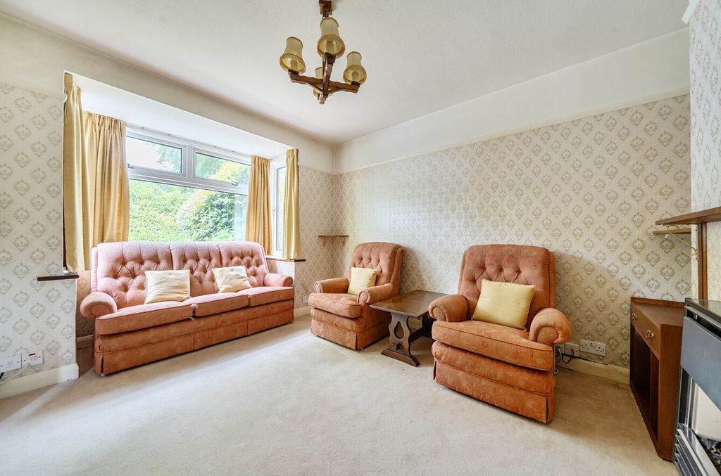 Property photo 2 of 18 1465570-19-6A0c5B...