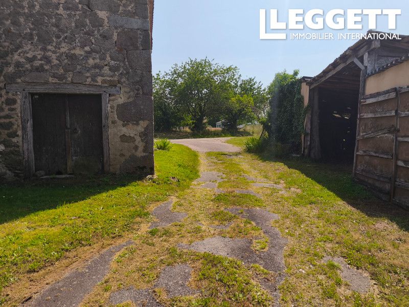 Property photo 2 of 10