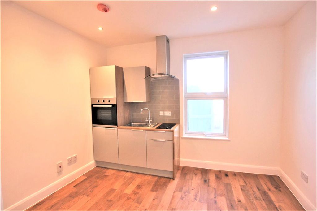 Property photo 1 of 4 Picture No. 06