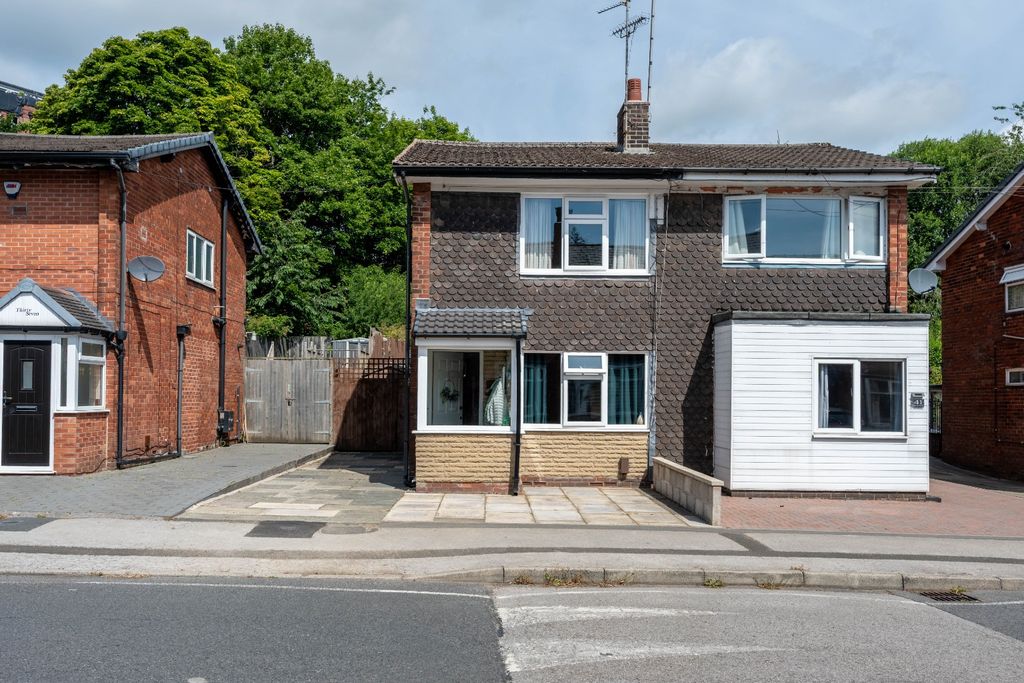 Property photo 1 of 34 4299732