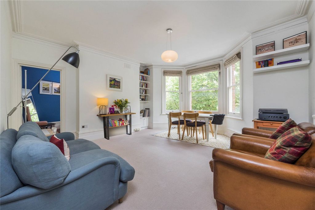 Property photo 1 of 9