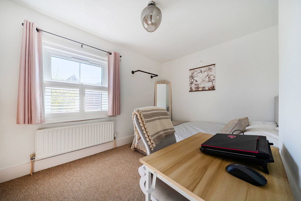 Additional image 14 of 3 bed semi-detached house for saleStation Road, Lingfield RH7
