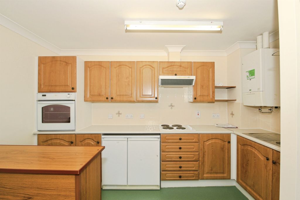 Property photo 3 of 11