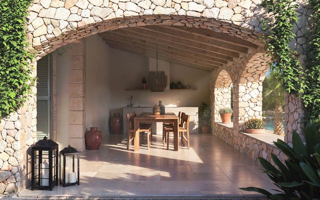 Property photo 3 of 20 Outdoor Dining