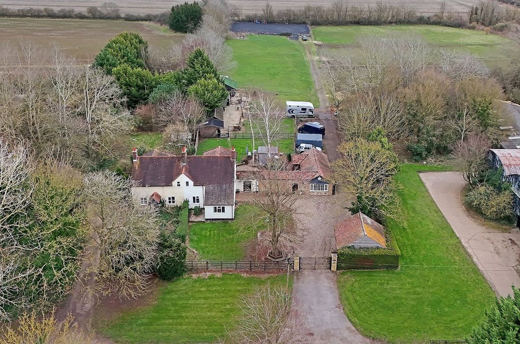 Property photo 1 of 19 Picture No. 20