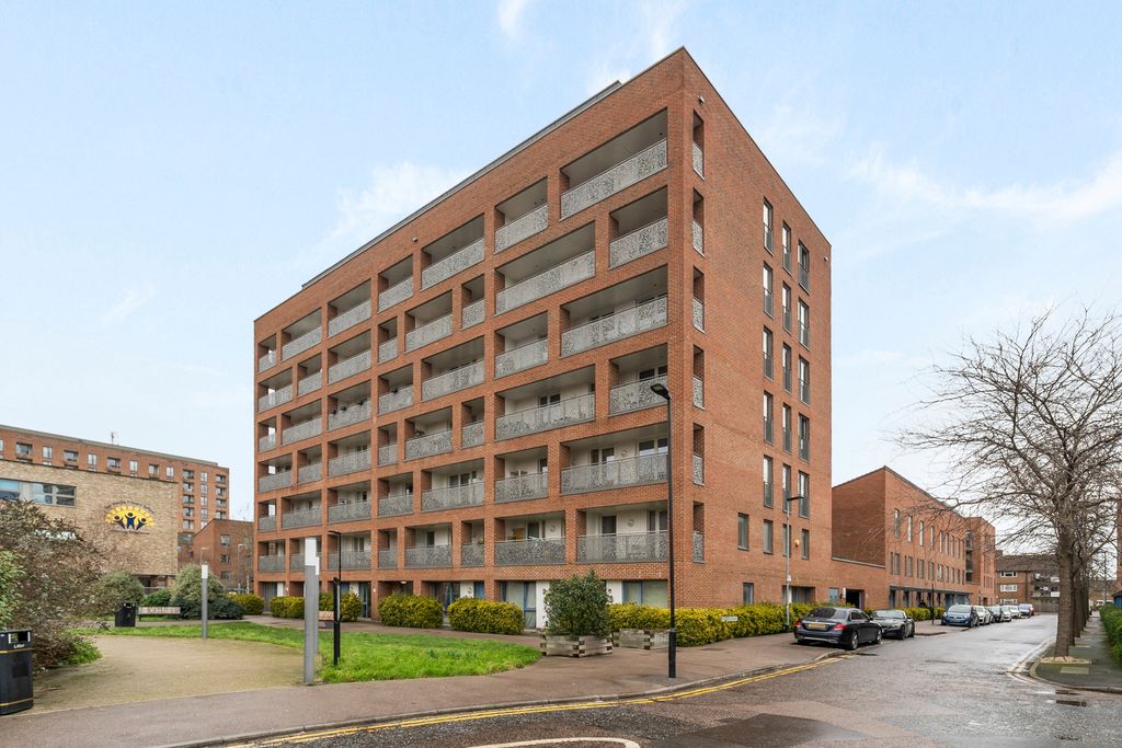 Property photo 3 of 9