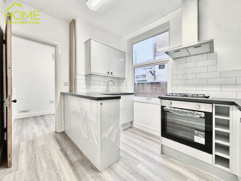 Property photo 1 of 13 Kitchen