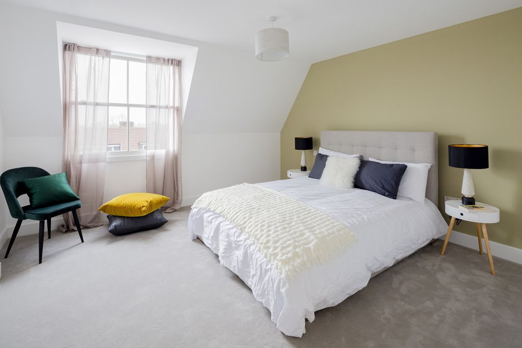 Property photo 3 of 16