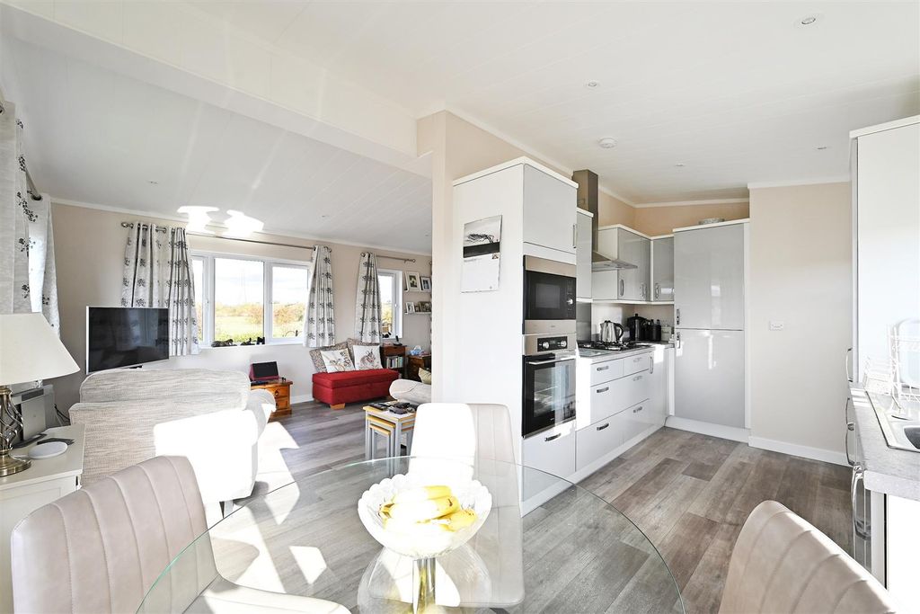 Property photo 1 of 23 Dsc_0097.Jpg