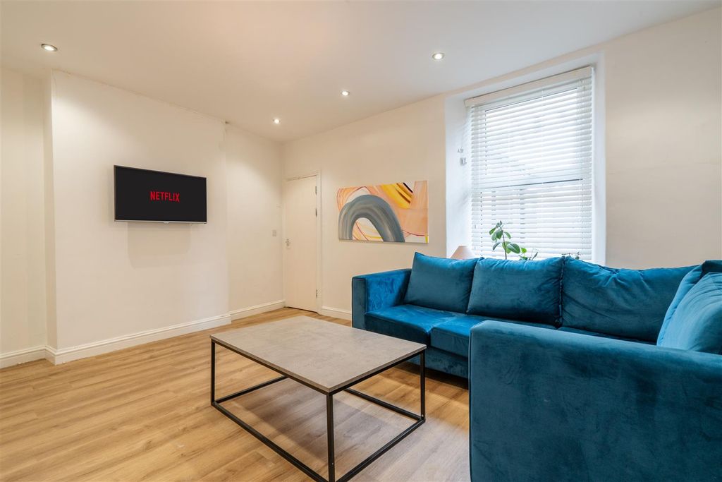 Property photo 1 of 11 _Ajh8610-Hdr.Jpg