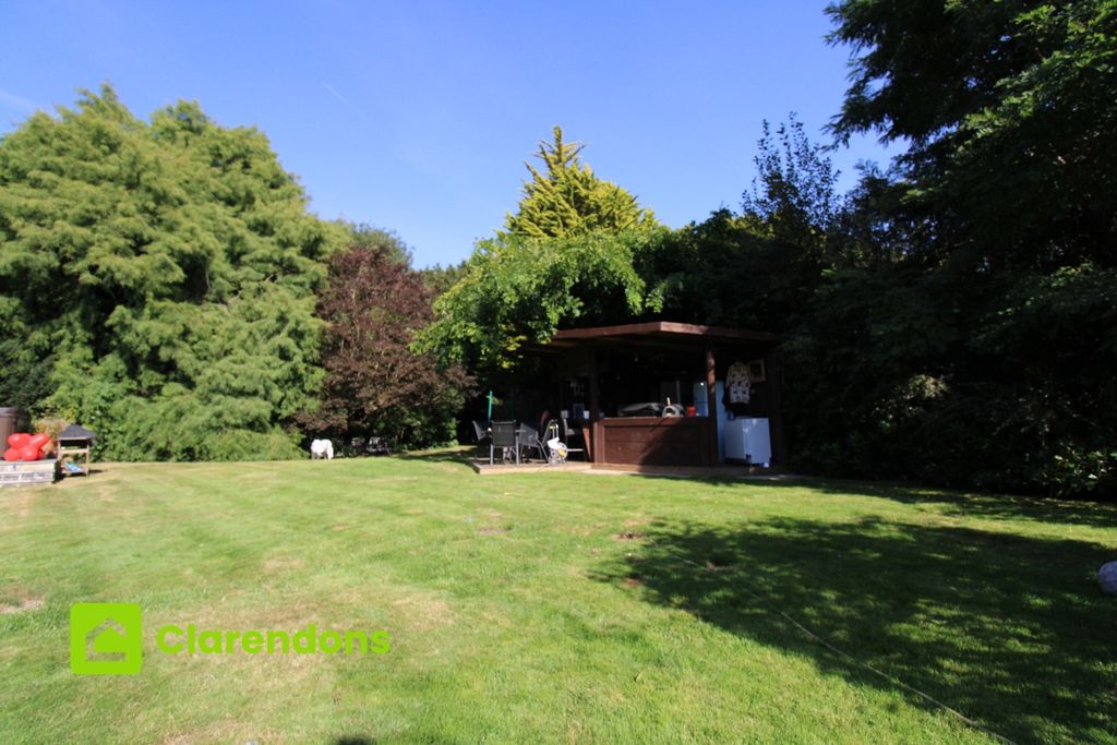 Additional image 31 of 5 bed detached bungalow for saleStation Road, Lingfield, Surrey RH7