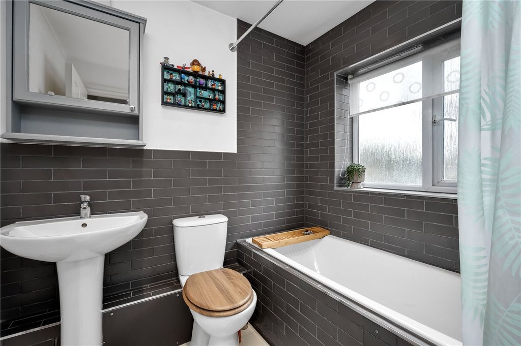 Property photo 3 of 3 Bathroom