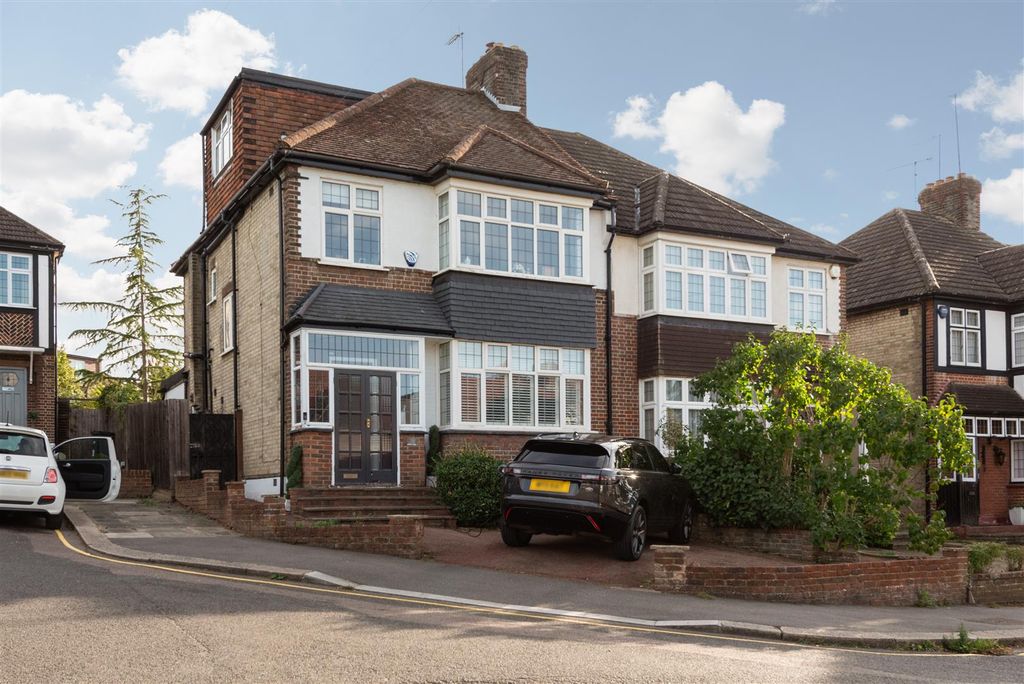 Property photo 1 of 20 Alders 21.Jpg