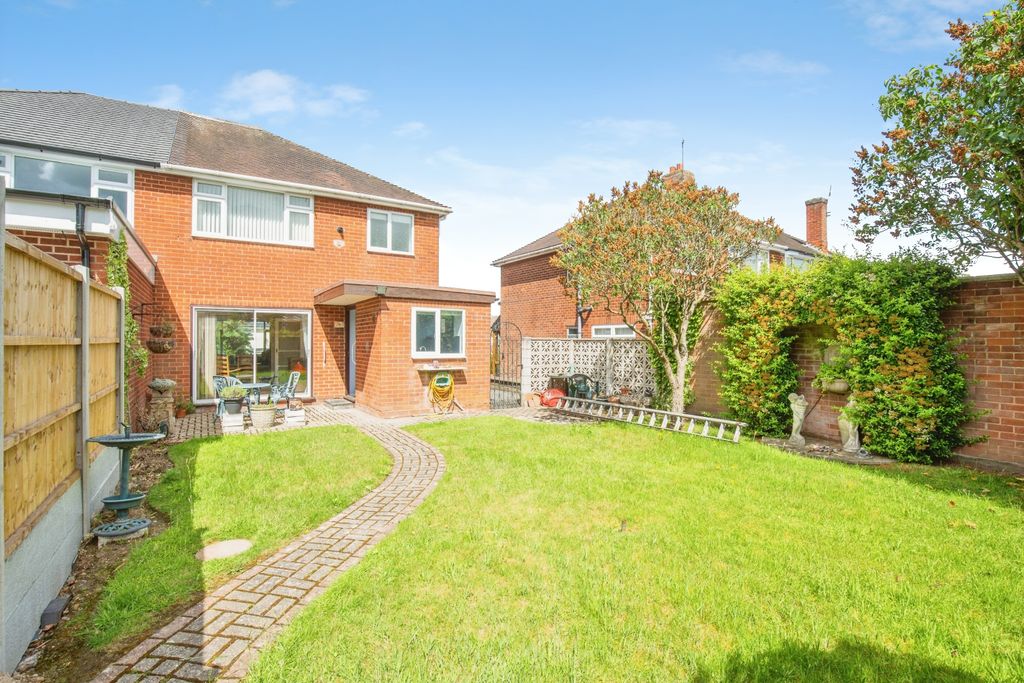 Property photo 3 of 23 c5752Ddd-Mw26-105