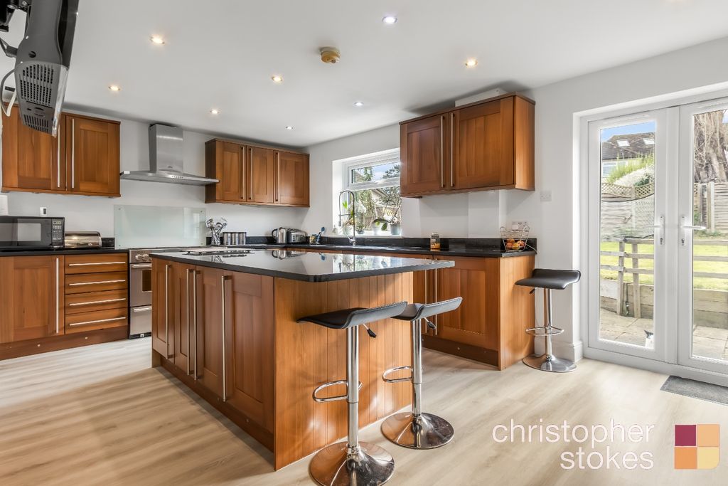 Property photo 3 of 21 5006755