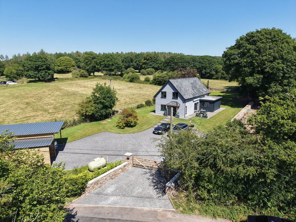 Property photo 1 of 36