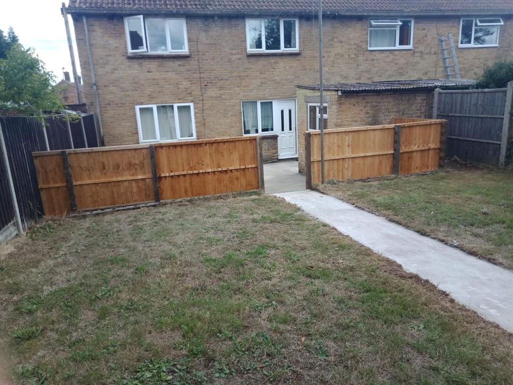 Property photo 2 of 11