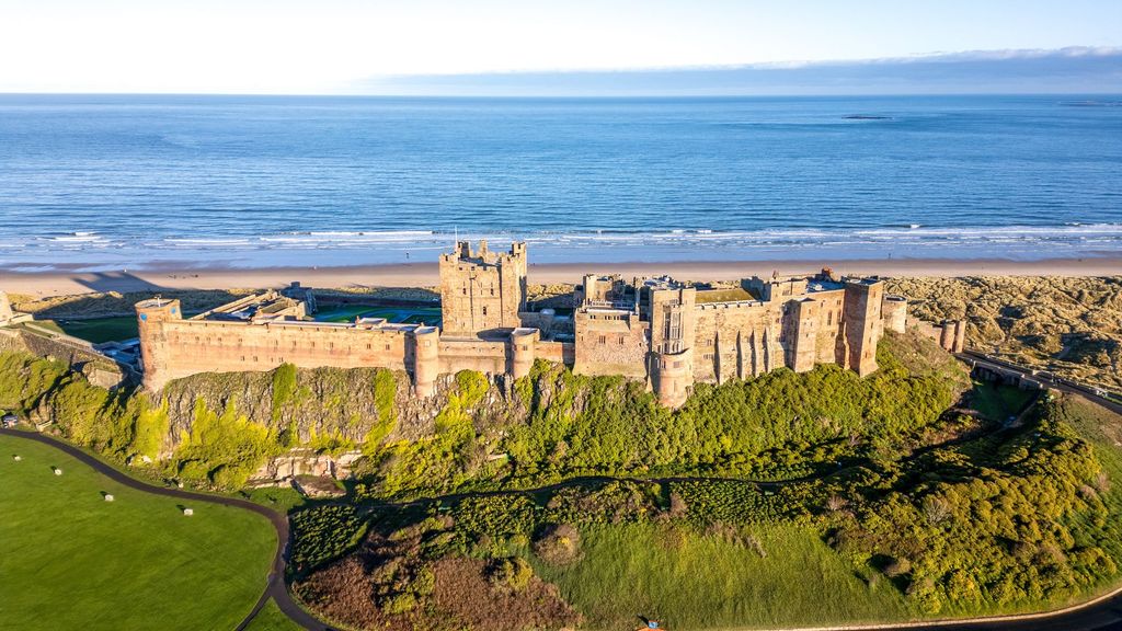 Property photo 2 of 60 Bamburgh Castle