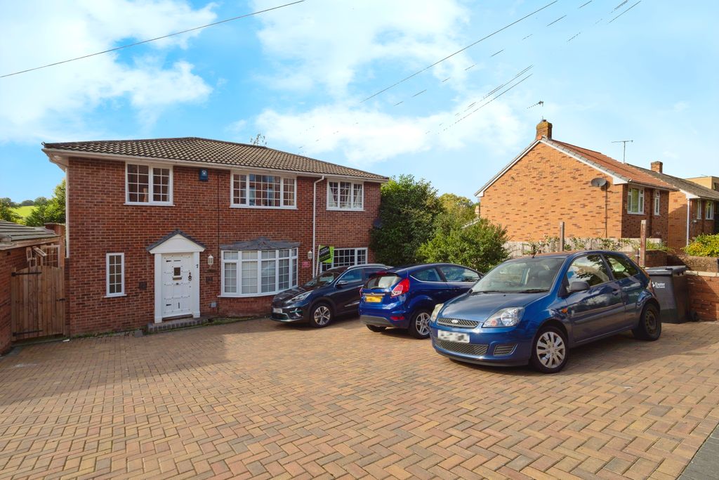 Property photo 1 of 17 Photography