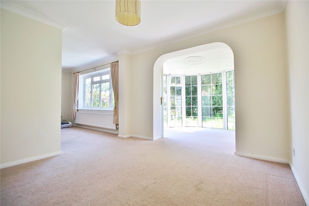 Property photo 3 of 15 Picture No. 25