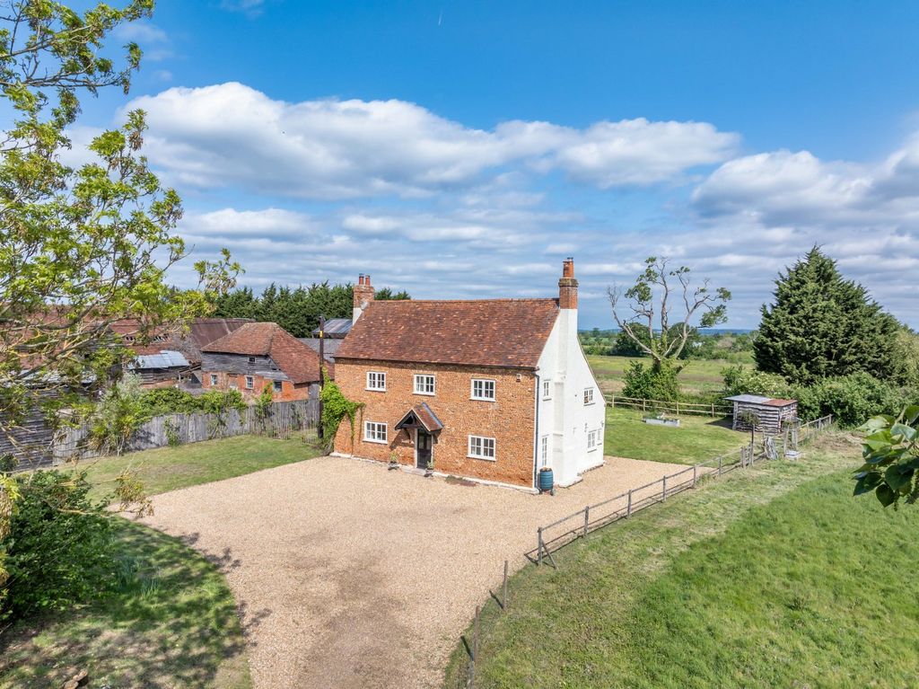 Property photo 2 of 40 Home Farmhouse