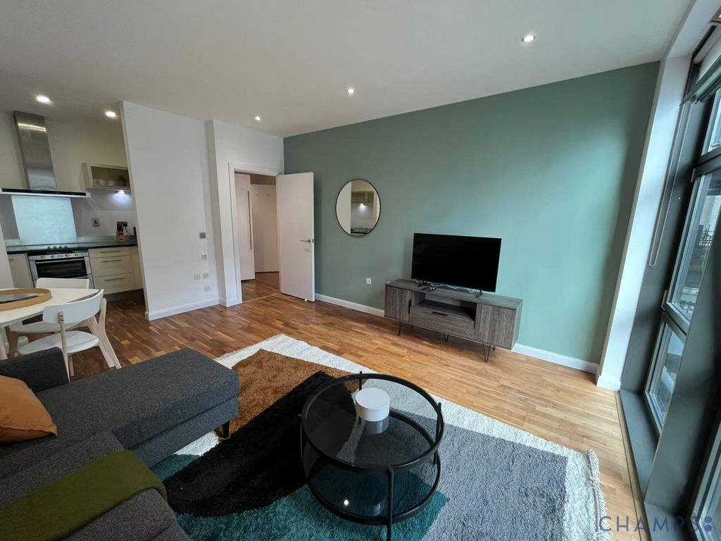 Property photo 2 of 7 Gallery