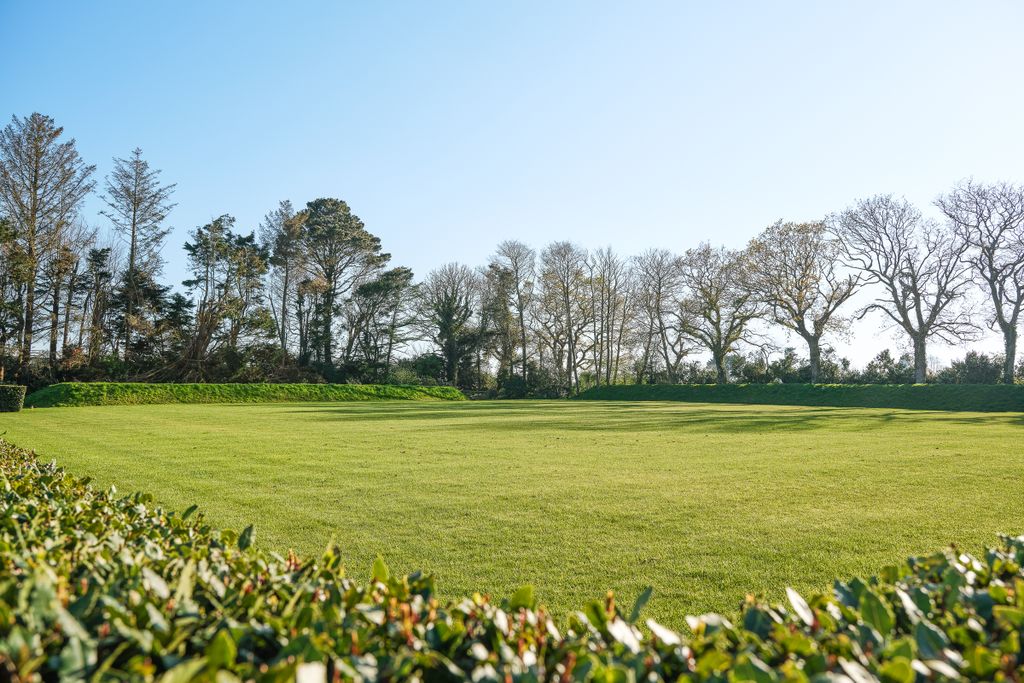 Additional image 24 of 8 bed property for saleSunningdale Manor, Rue De La Vignette, Jersey JE2, United Kingdom