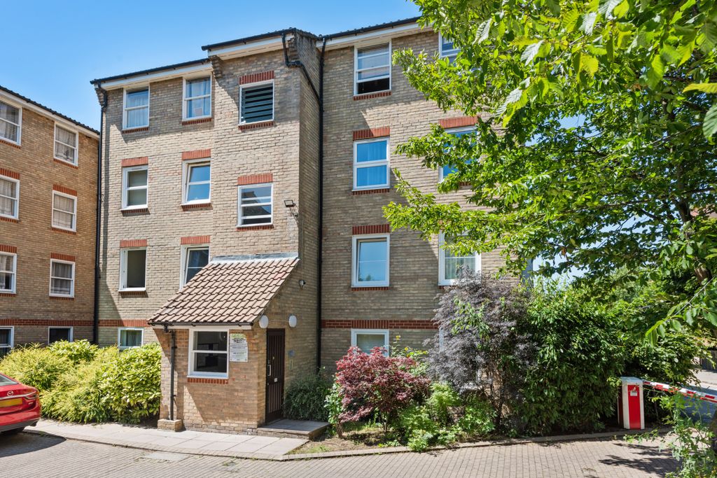 Property photo 1 of 10