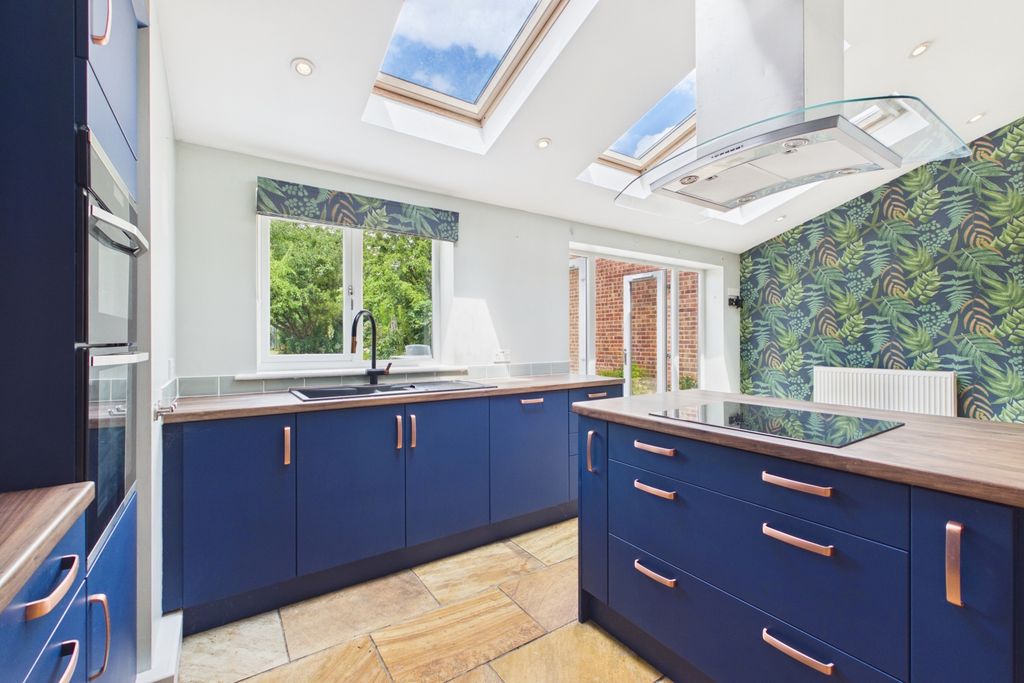 Property photo 2 of 24 1 Park Lane - Open Plan Kitchen Dining And Living