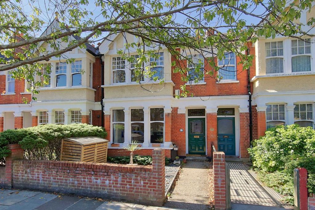 Property photo 1 of 8