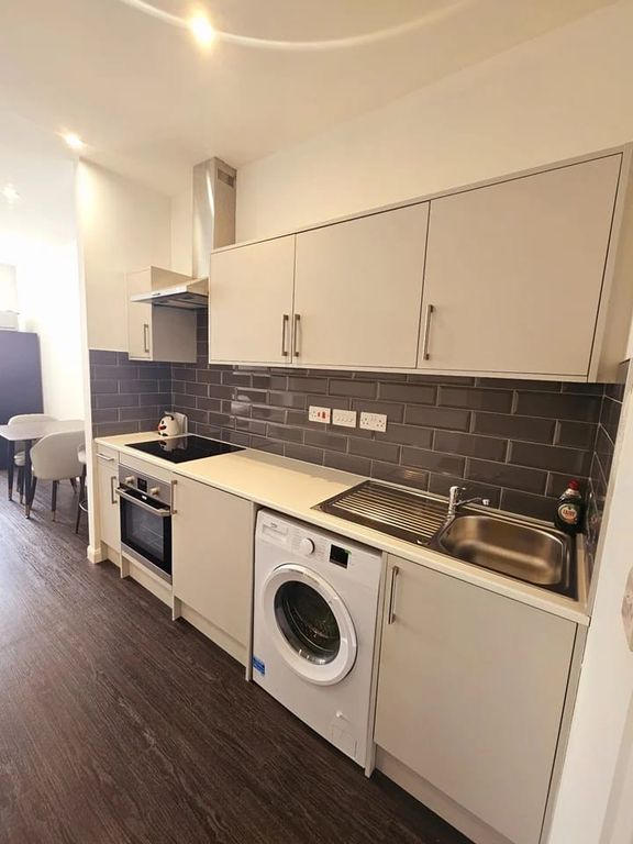 Property photo 2 of 5