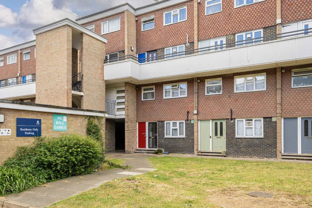 Property photo 1 of 6