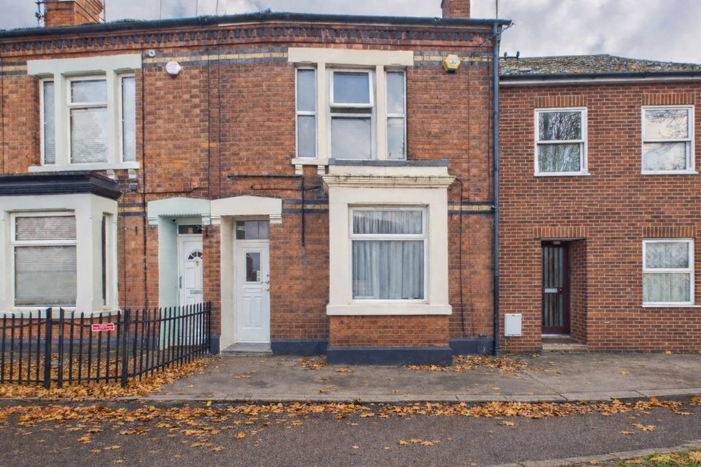 Property photo 1 of 6 577F7356-Dba9-45c4-A3d2-Fd3306B37c86