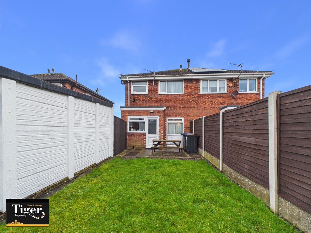 Property photo 1 of 15