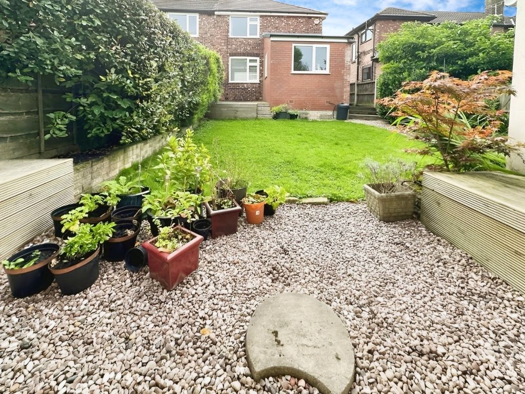 Property photo 2 of 16 Picture No. 52