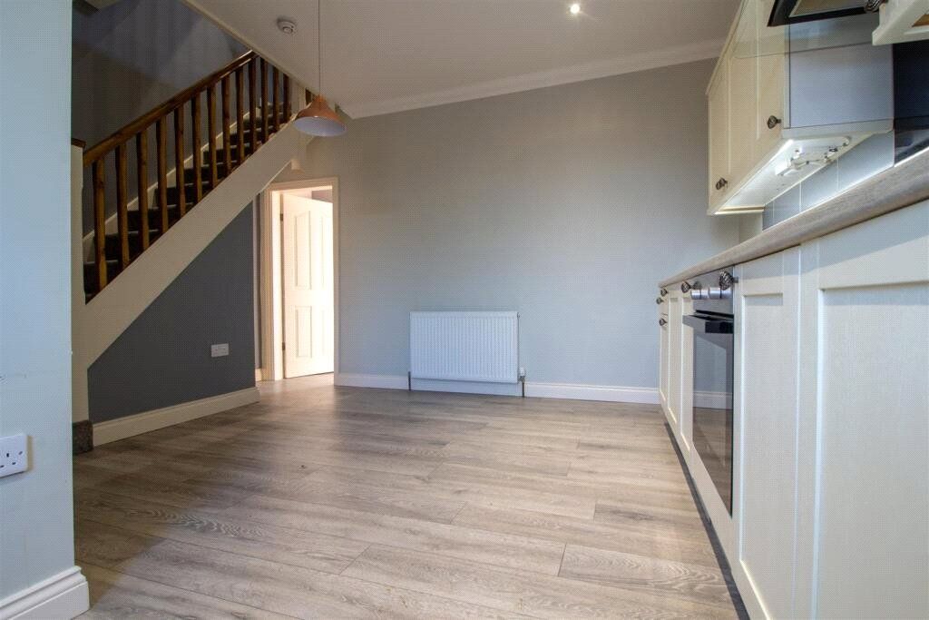 Property photo 3 of 11 Picture No. 02