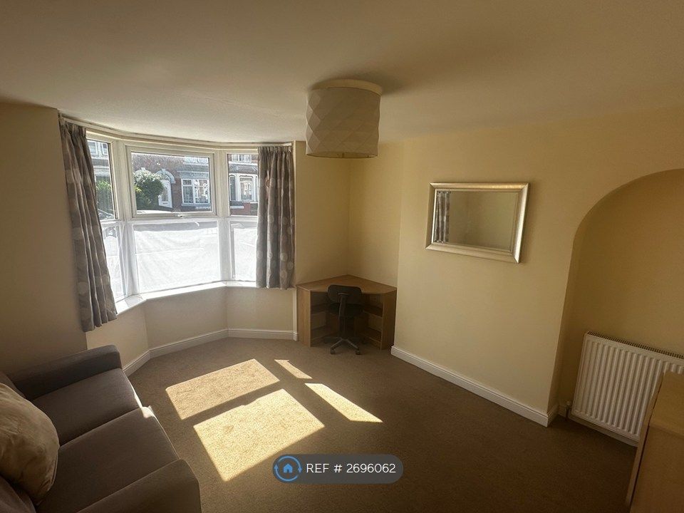 Property photo 3 of 14