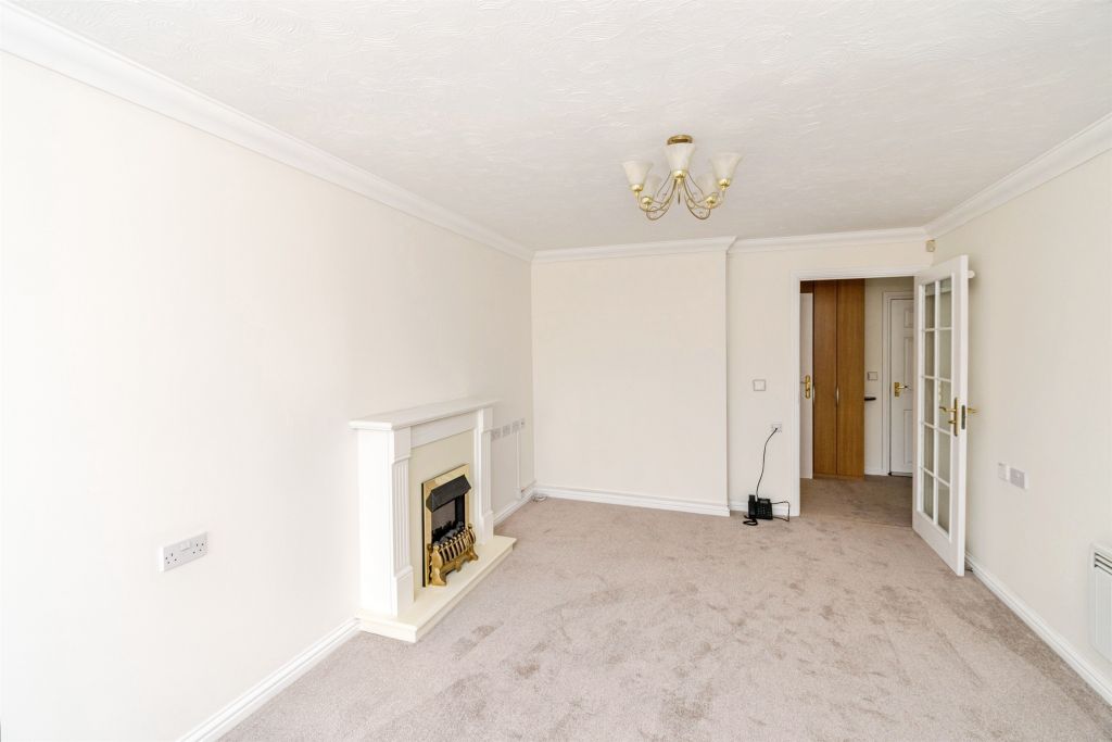 Property photo 3 of 19