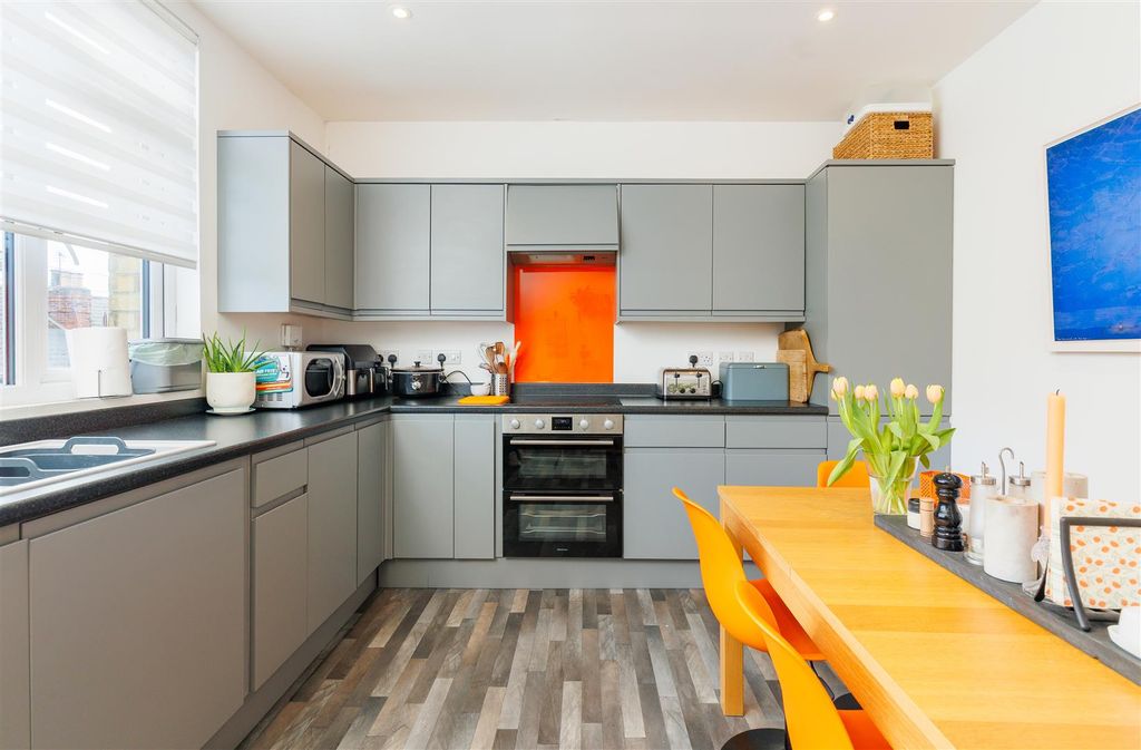 Property photo 1 of 38 Kitchen