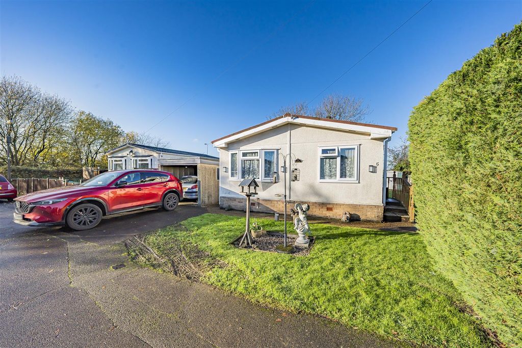 Property photo 1 of 14 Photo Dec 03 2025, 1 33 53 Pm.Jpg