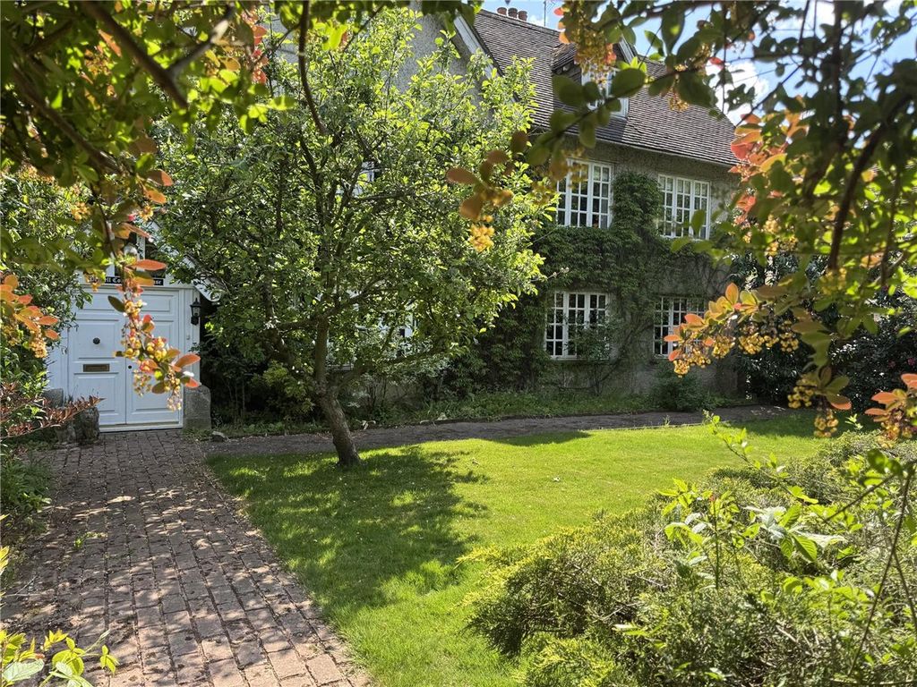 Property photo 2 of 25 Picture No. 31