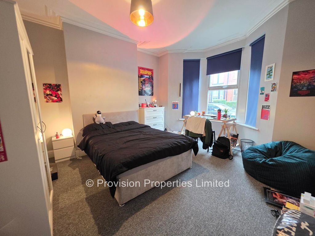 Property photo 3 of 12 Photo