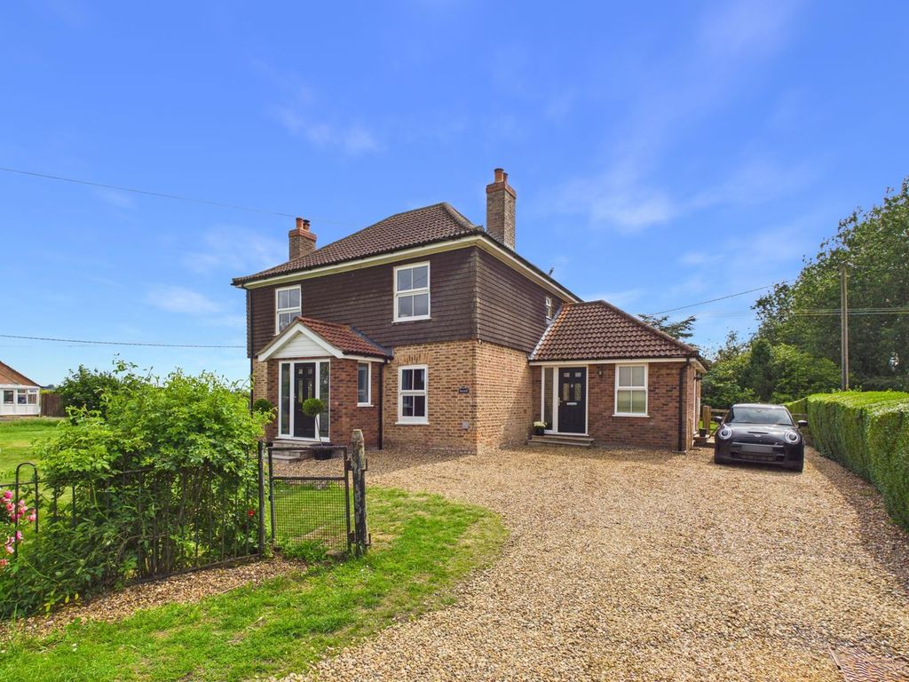 Property photo 1 of 35