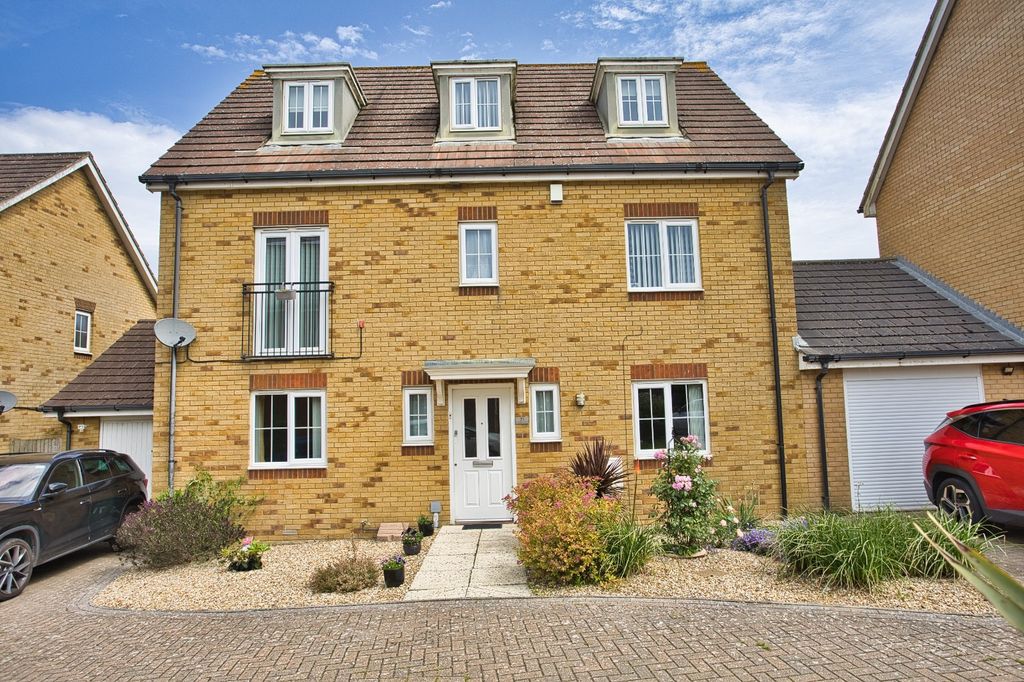 Property photo 1 of 27 Picture No. 69