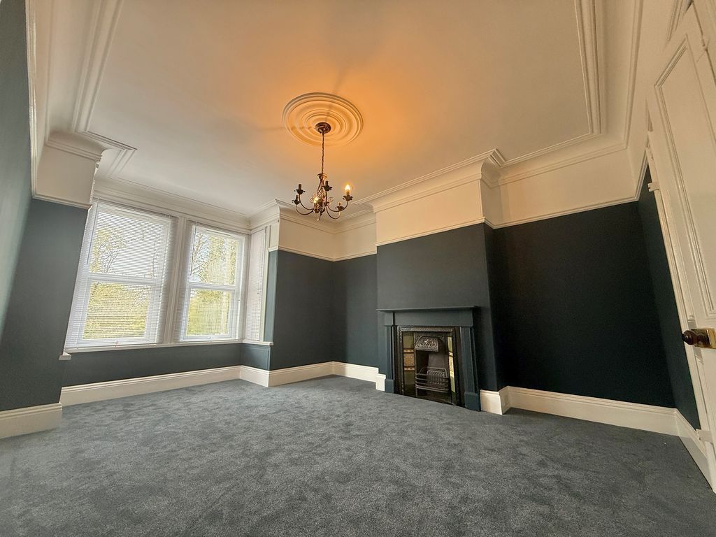 Property photo 3 of 32 Photo 3