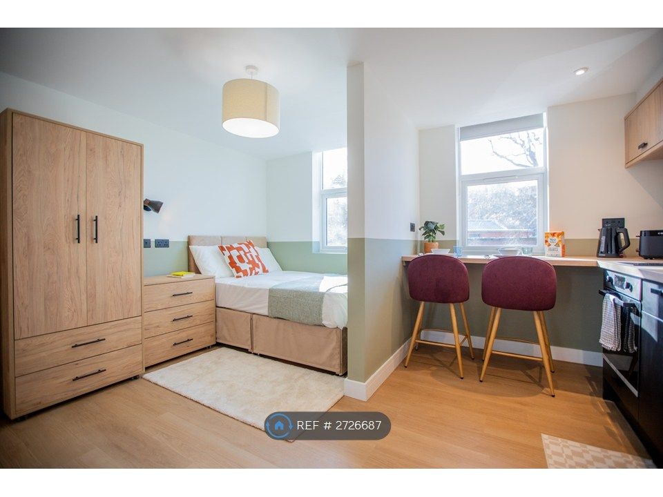 Property photo 2 of 10 Room 3 - Studio