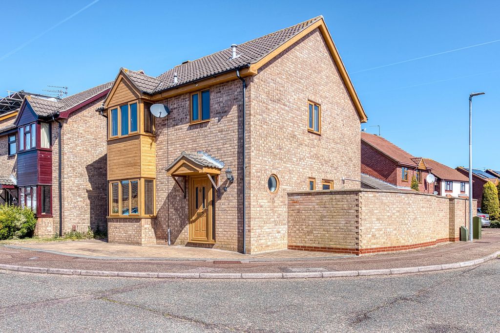 Property photo 1 of 16