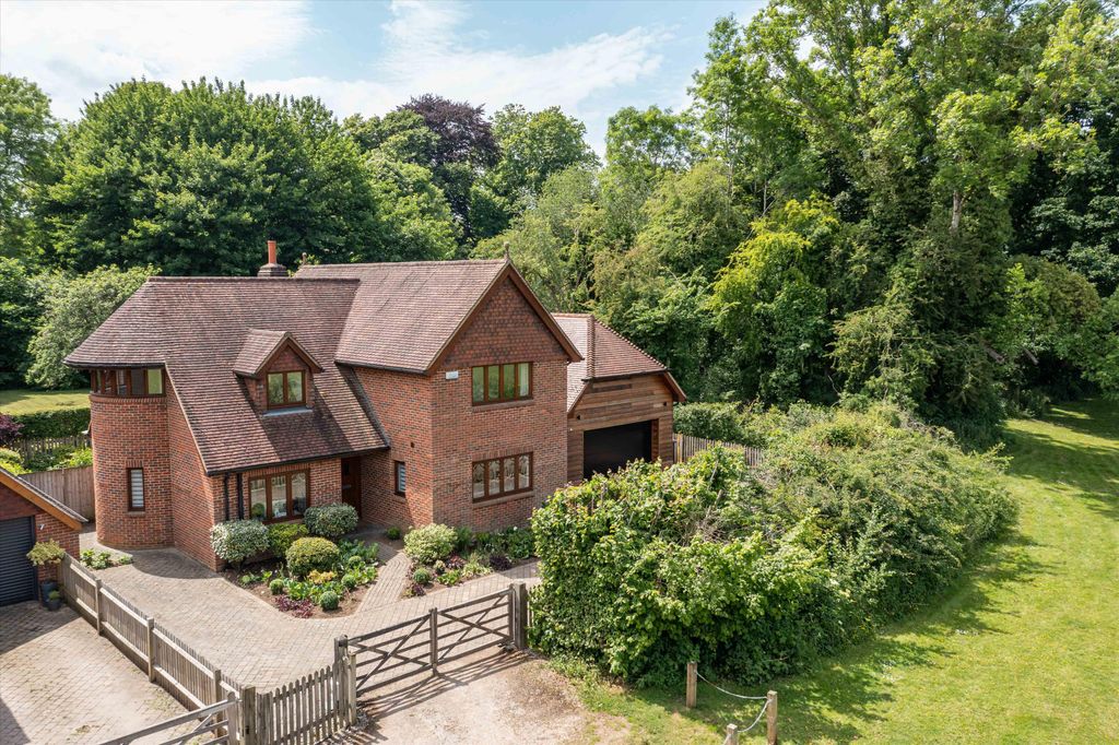 Property photo 2 of 16 Image